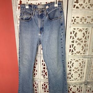 Women’s Abercrombie and Fitch jeans!